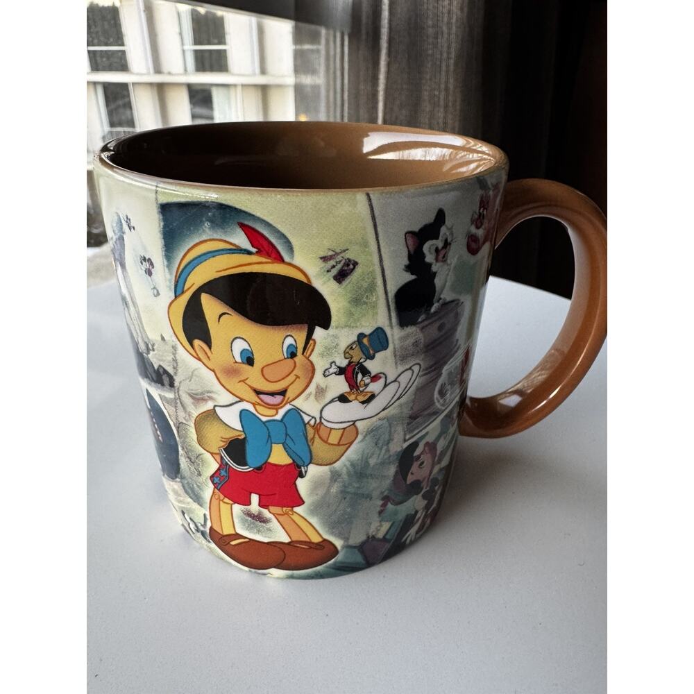 VTG WDW DISNEY STORE PINOCCHIO GEPPETTO JIMINY COFFEE CUP MUG PICTURE Art MINT